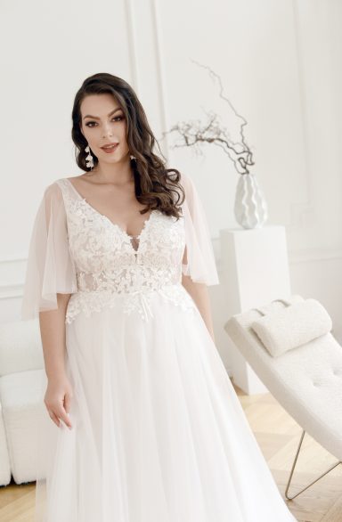Curvy-Brautkleid